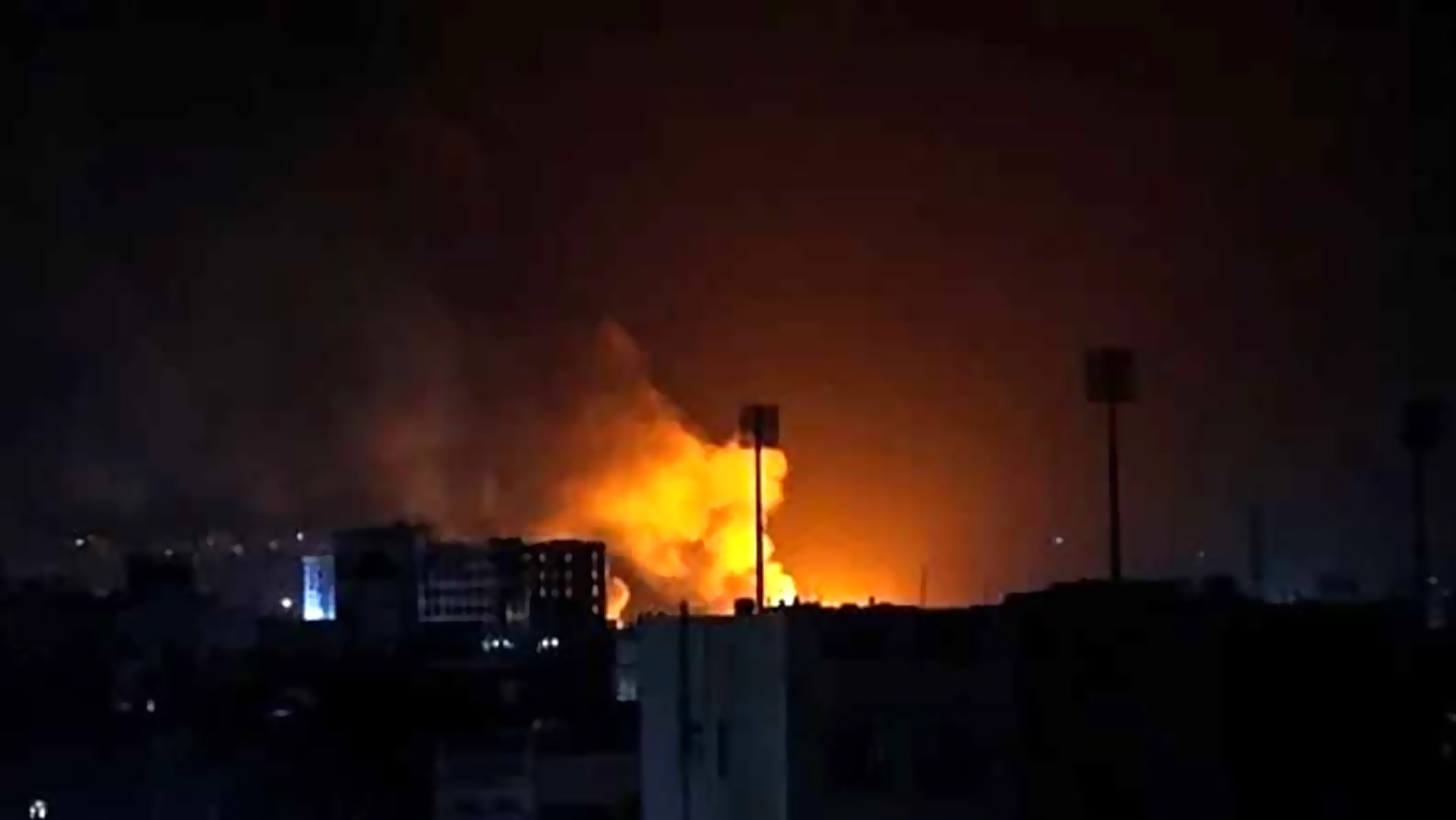 توكل كرمان: القصف الأميركي البريطاني لعدة مدن يمنية عدوان سافر نرفضه وندينه